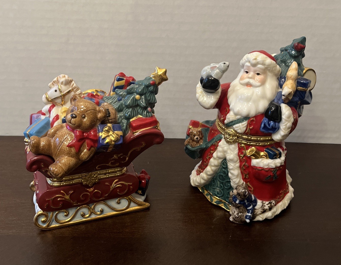 Traditions 2 Porcelain Decorative Santa Clause & Sleigh Christmas Trinket Box