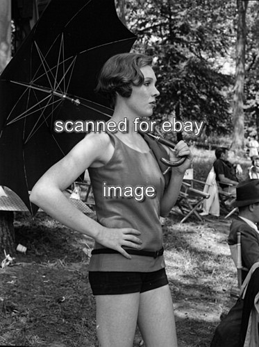 JULIE ANDREWS ACTRESS SINGER   8X10 PHOTO 014