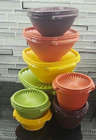 TUPPERWARE 80 ANNIVERSARY SERVALIER 16 PIECE SET ONE TOUCH BOWLS BEST GREAT NEW TUPPERWARE 80 ANNIVERSARY SERVALIER 16 PIECE SET ONE TOUCH BOWLS BEST GREAT NEW