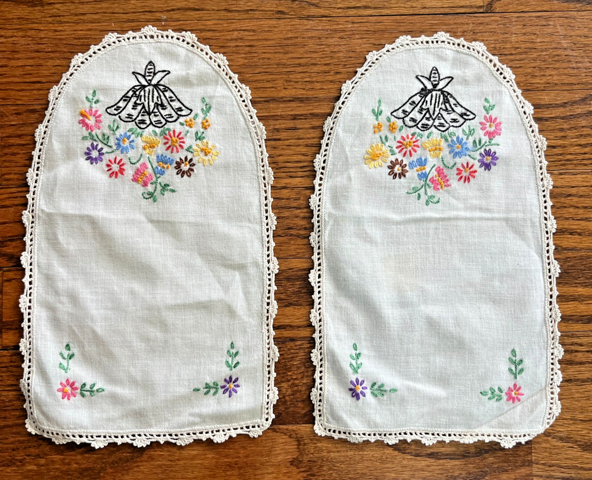 CUTE VINTAGE Embroidered Floral MCM Arm Protectors