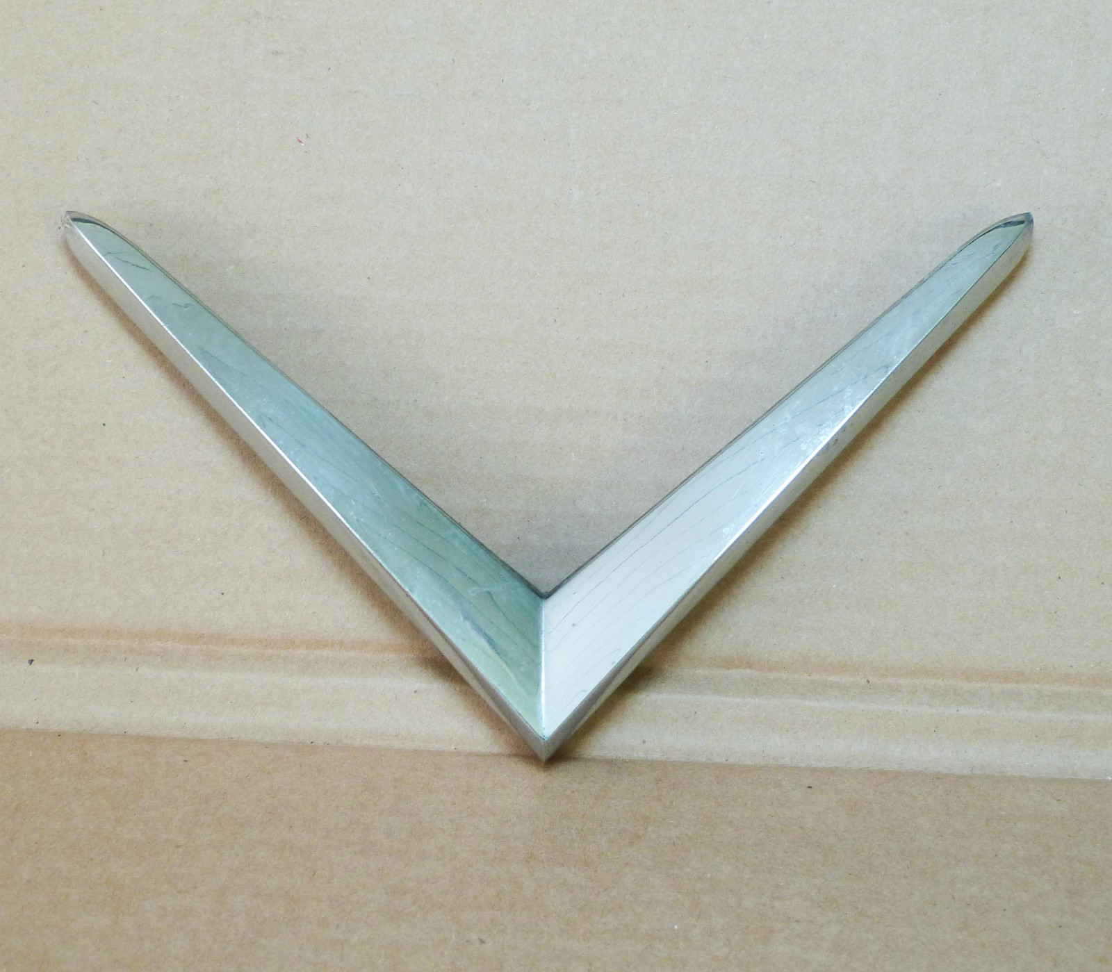 vintage Cadillac 1950 1951 Chrome V Trunk Ornament PT # 1456004  NICE