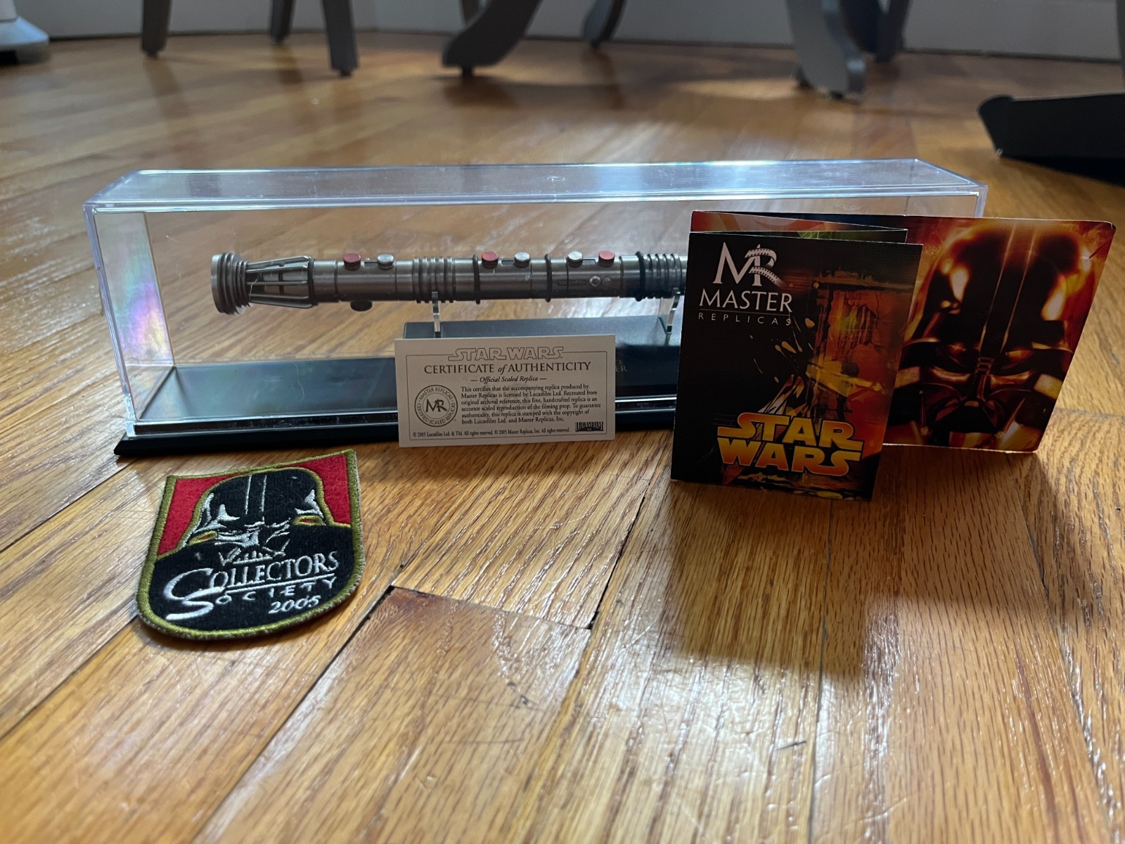 NIB 2005 Master Replicas Darth Maul Lightsaber The Phantom Menace