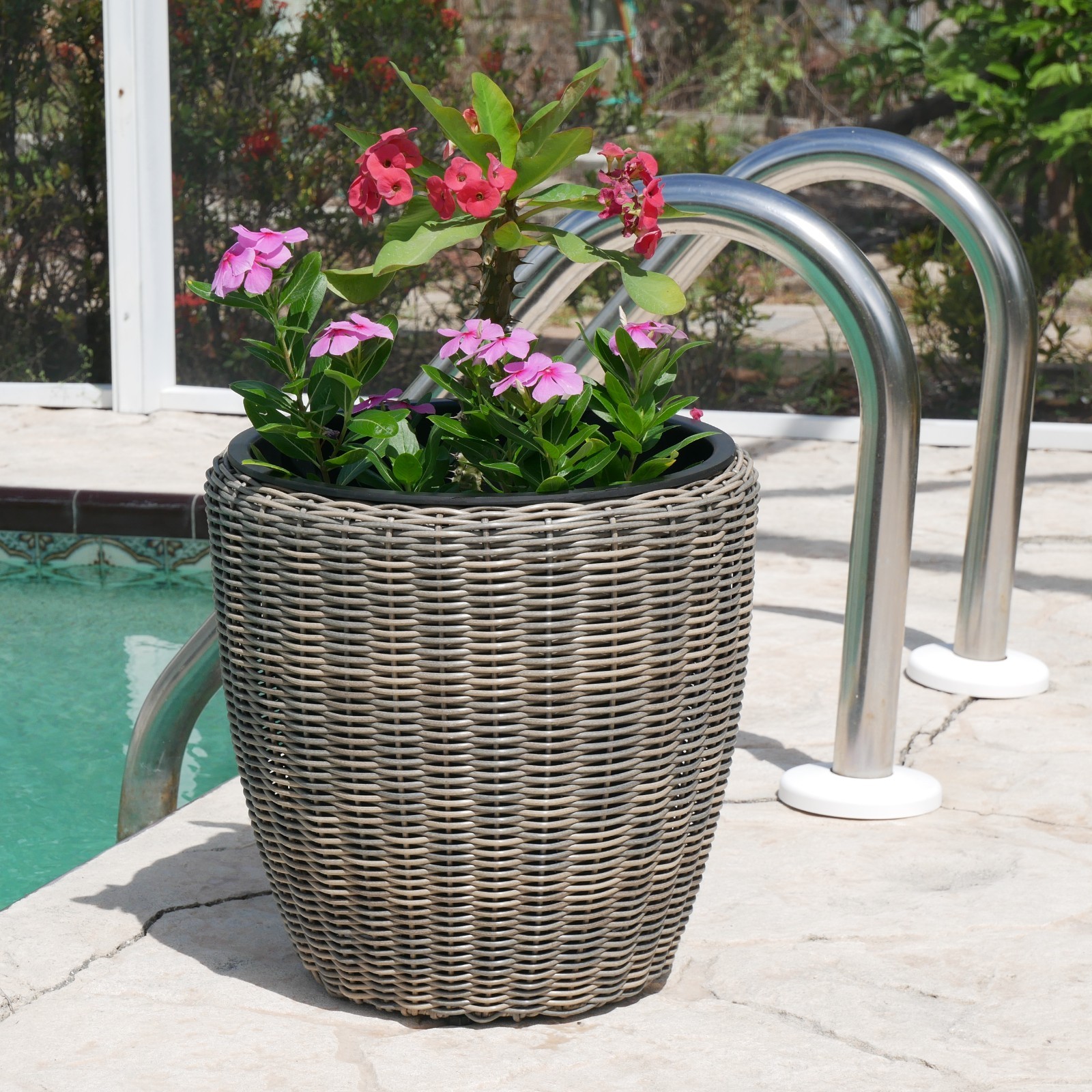 Round Wicker Planter, Short