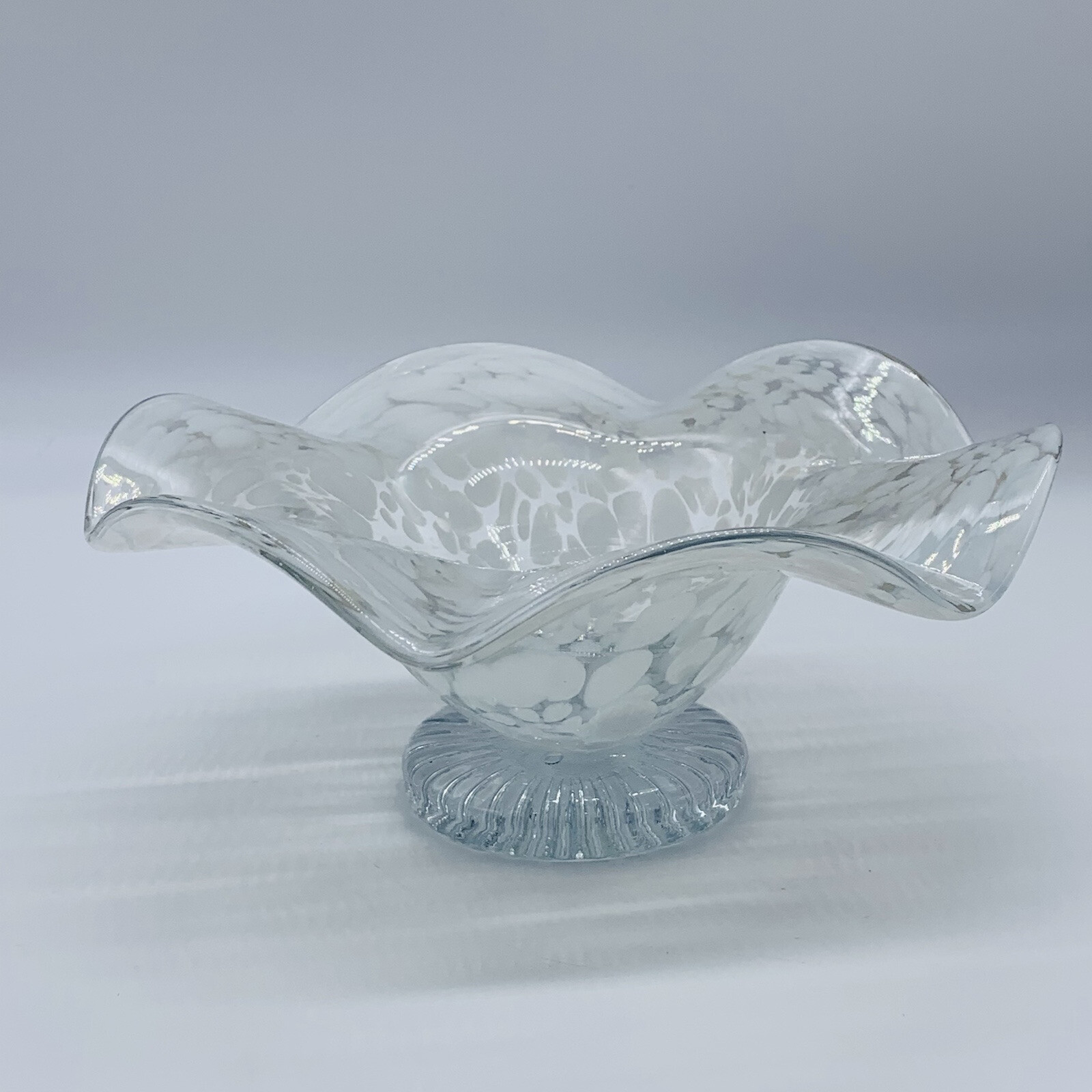 Vintage Studio Art Glass White Centerpiece Bowl Dish Footed Bowl 4”T 8”W Vintage Studio Art Glass White Centerpiece Bowl Dish Footed Bowl 4”T 8”W