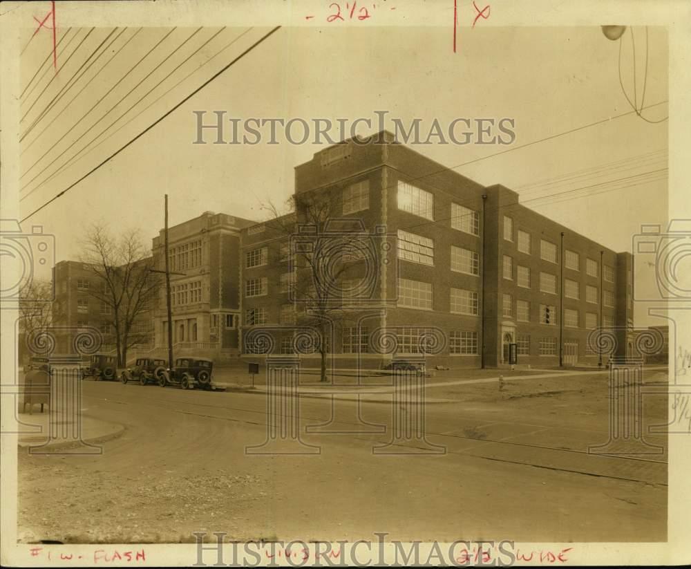 1931 Press Photo Exterior view of Alice Fortier High School in Louisiana