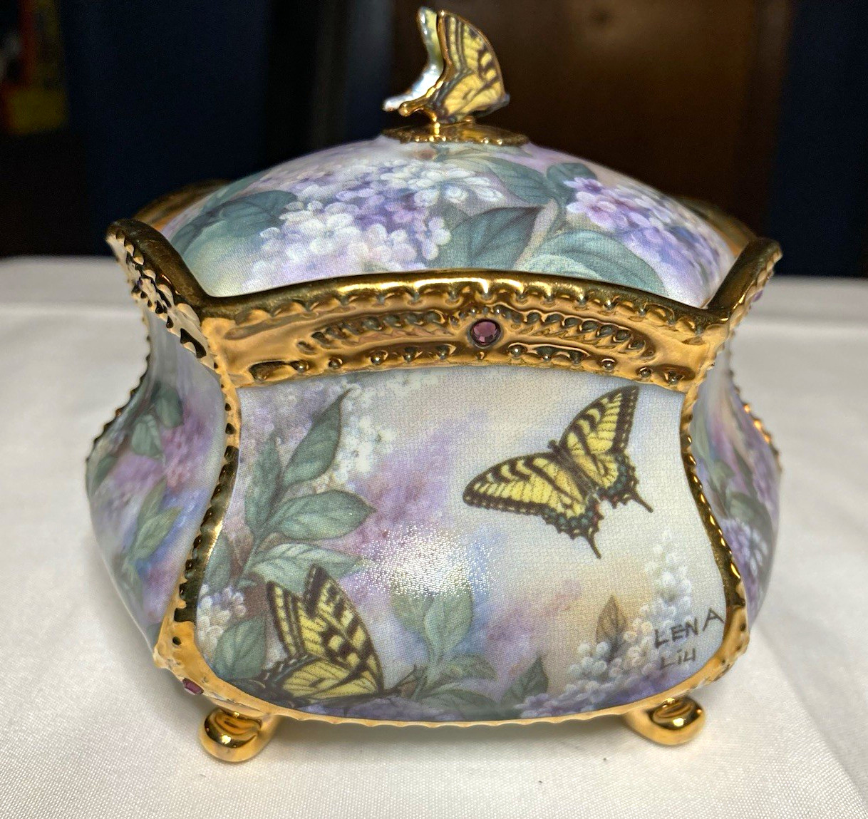 Ardleigh Elliott Lena Liu Enchanted Wings Porcelain Music Box, Working Condition