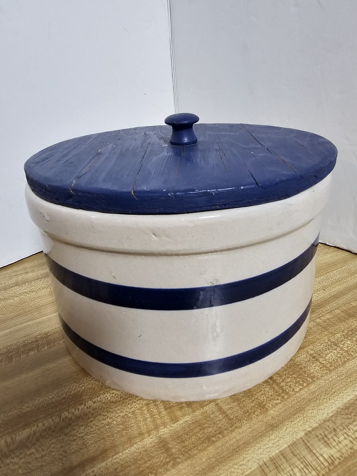 Vtg RRP Co Roseville Ohio 3 Qt Low Jar Crock #303 C Blue Stripe Stoneware EUC 