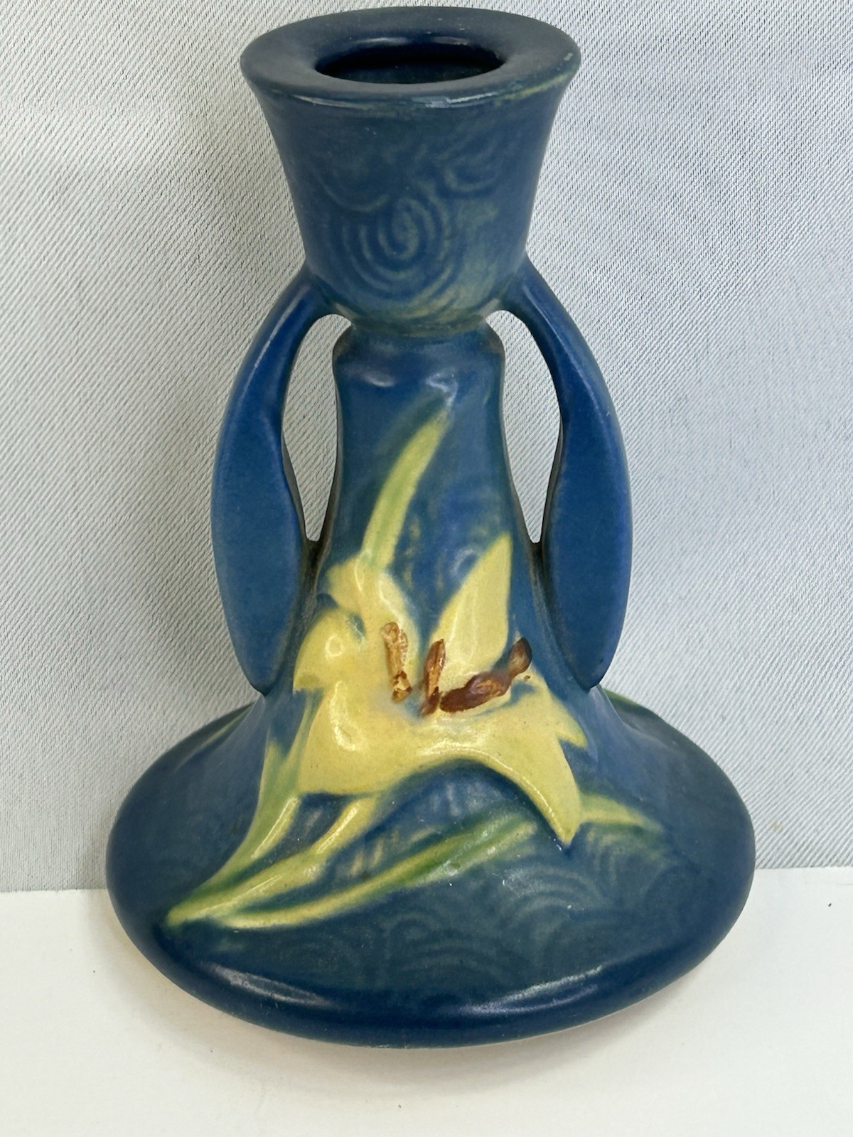 Vintage BLUE ROSEVILLE Pottery ZEPHYR LILY CANDLESTICK 1946 5” Signed