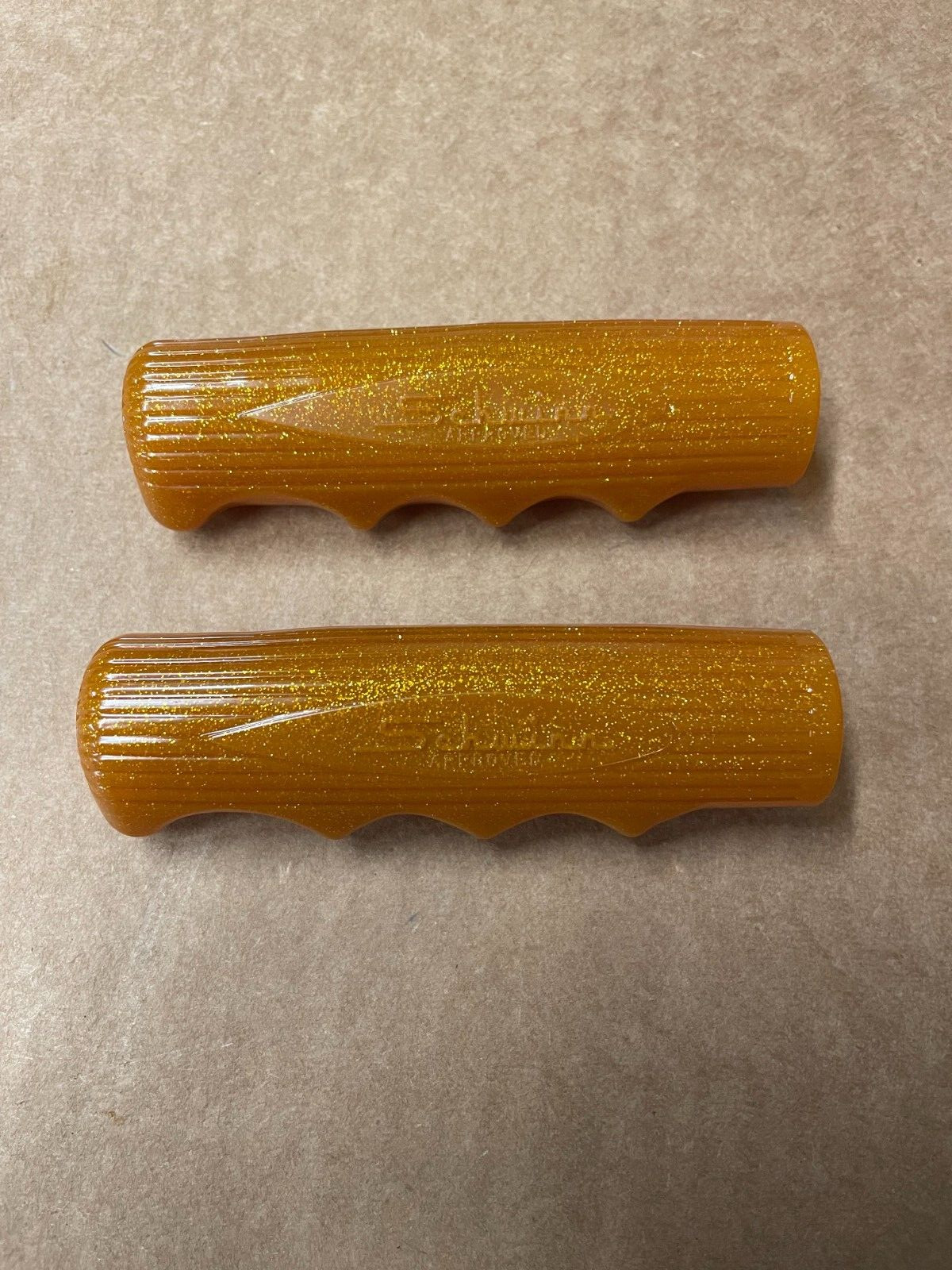 Schwinn Bicycle Coppertone Slimline Handlebar Grips Middleweight Cruiser &&