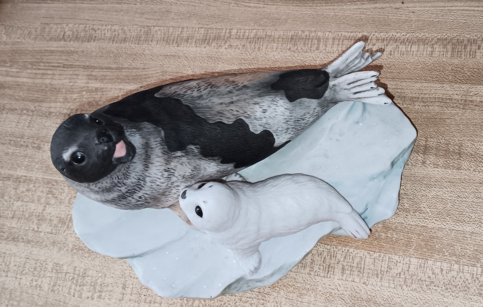 Seal mother and pup Polar expedition Harp seals 1990 Great condition Maruri