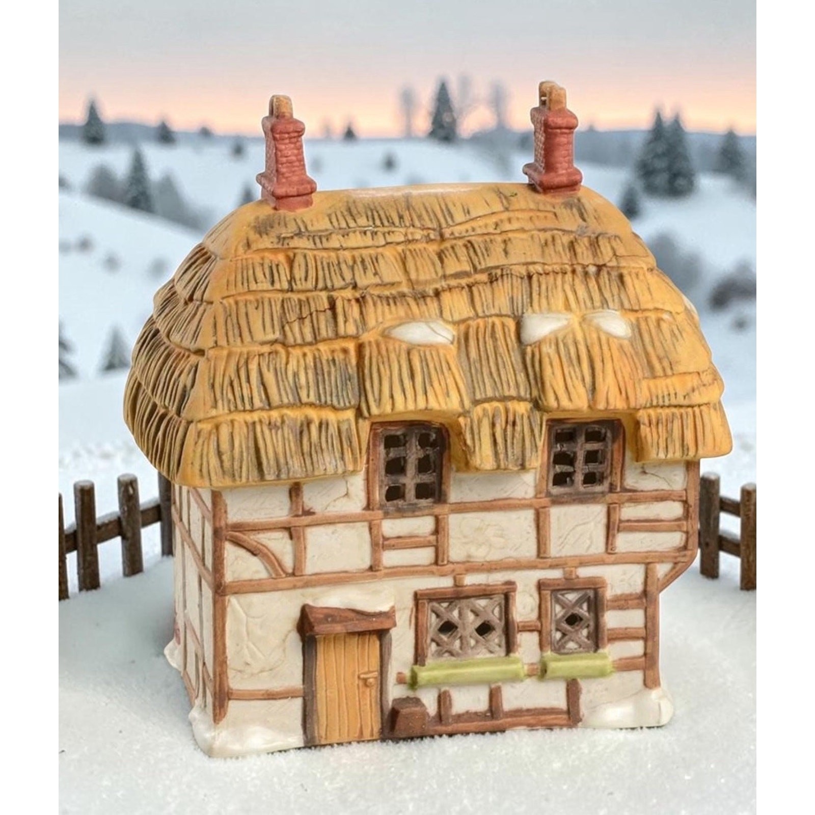 Vintage 1985 Dept 56 Thatched Cottage Dickens' Village Hand painted 6518-8 BOXED