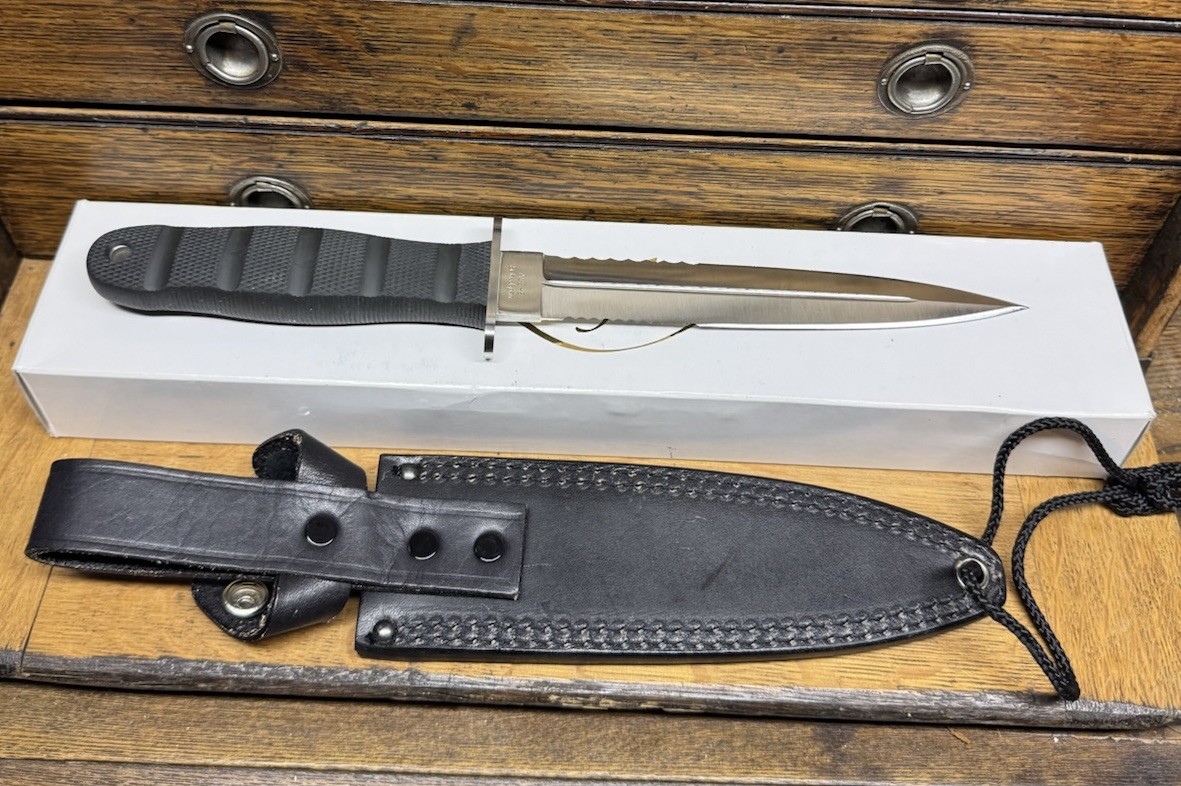 Vintage 1990\'s Junglee SEKI JAPAN Waterloo Knife AUS-8 Stainless NIB