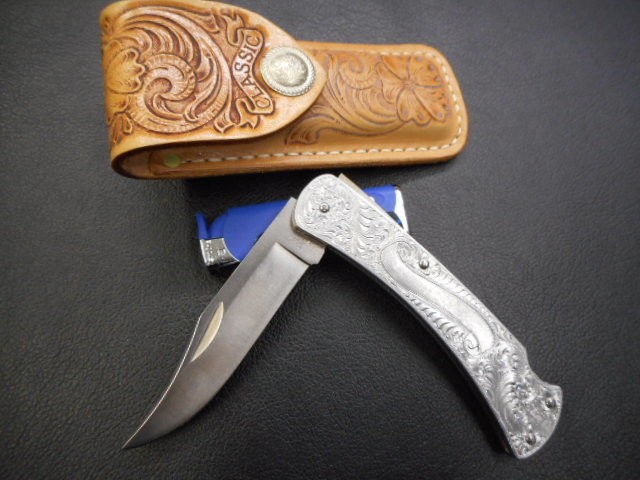 Buck Classic Folding Knife 10cm Blade Beautiful Handle