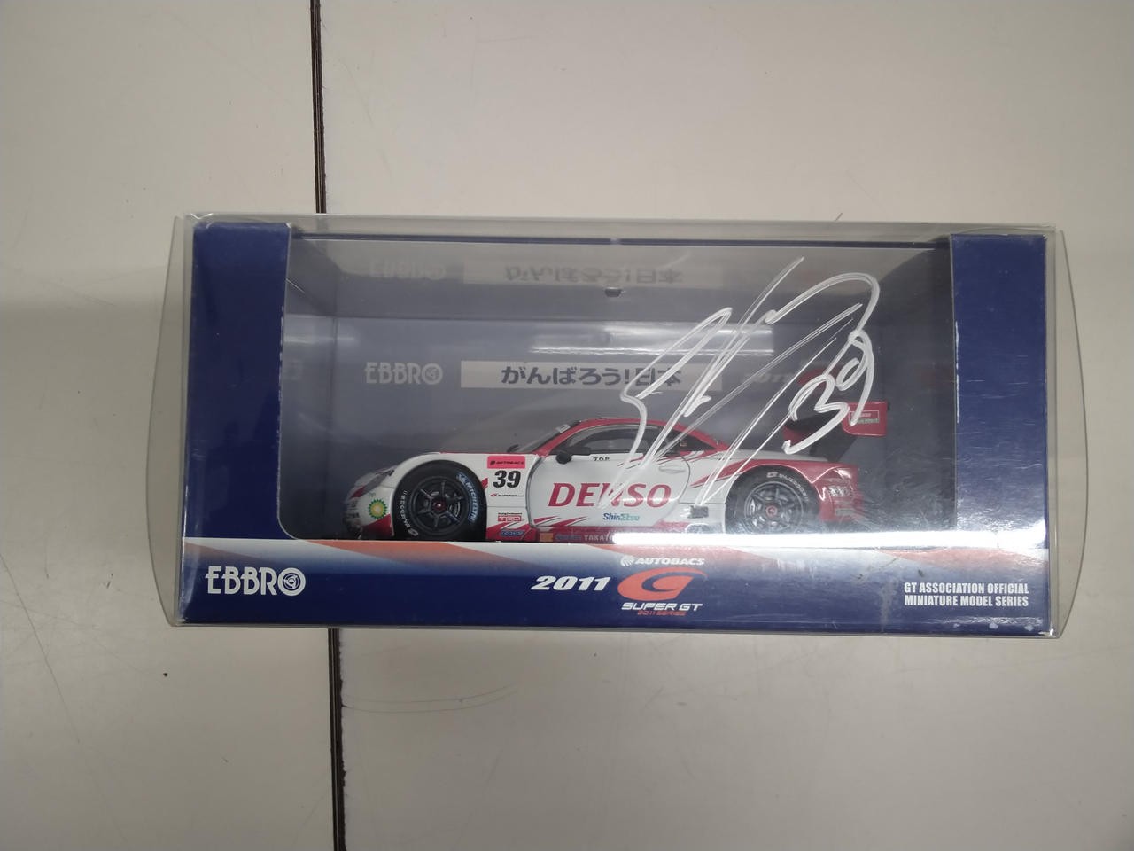 EBBRO 1/43 scale