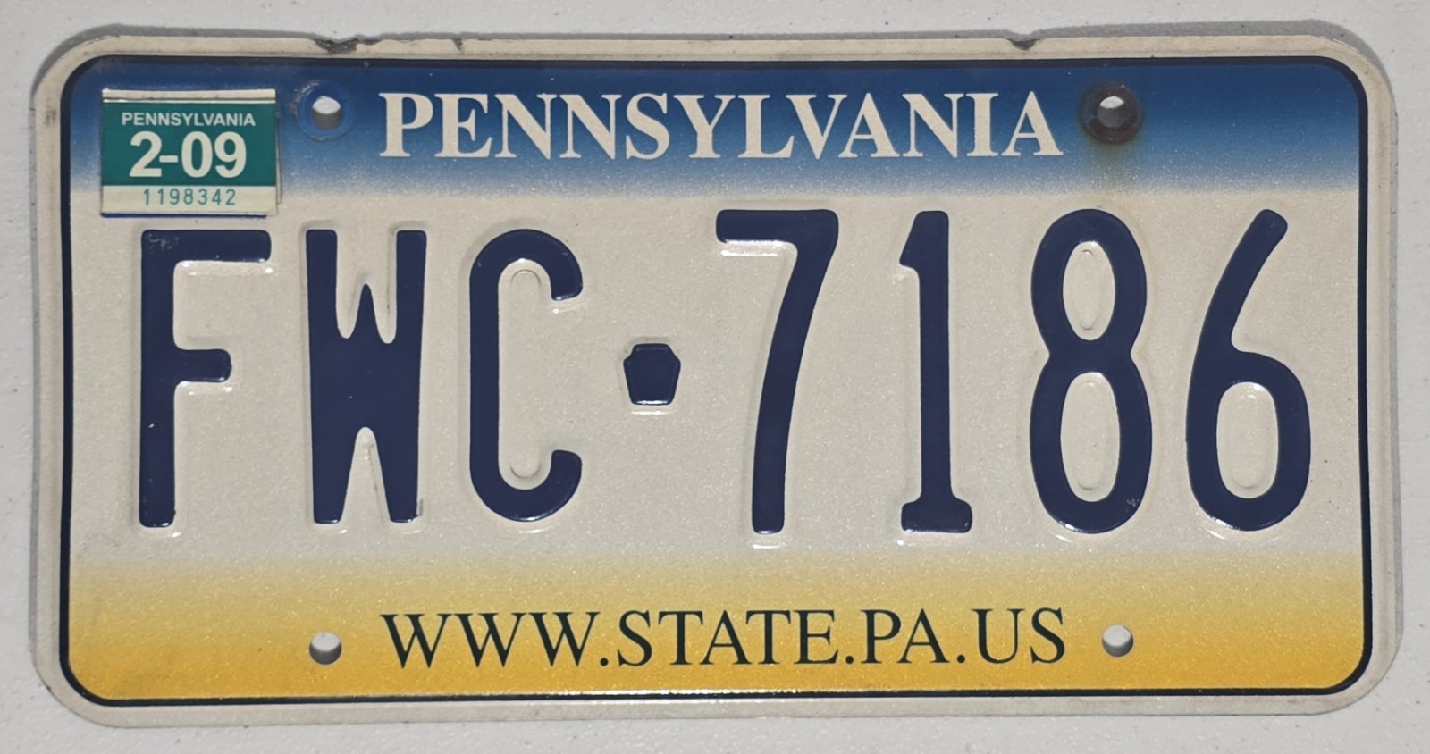 Pennsylvania State Metal License Plate #FWC-7186  www.state.pa.com 2009 Clean