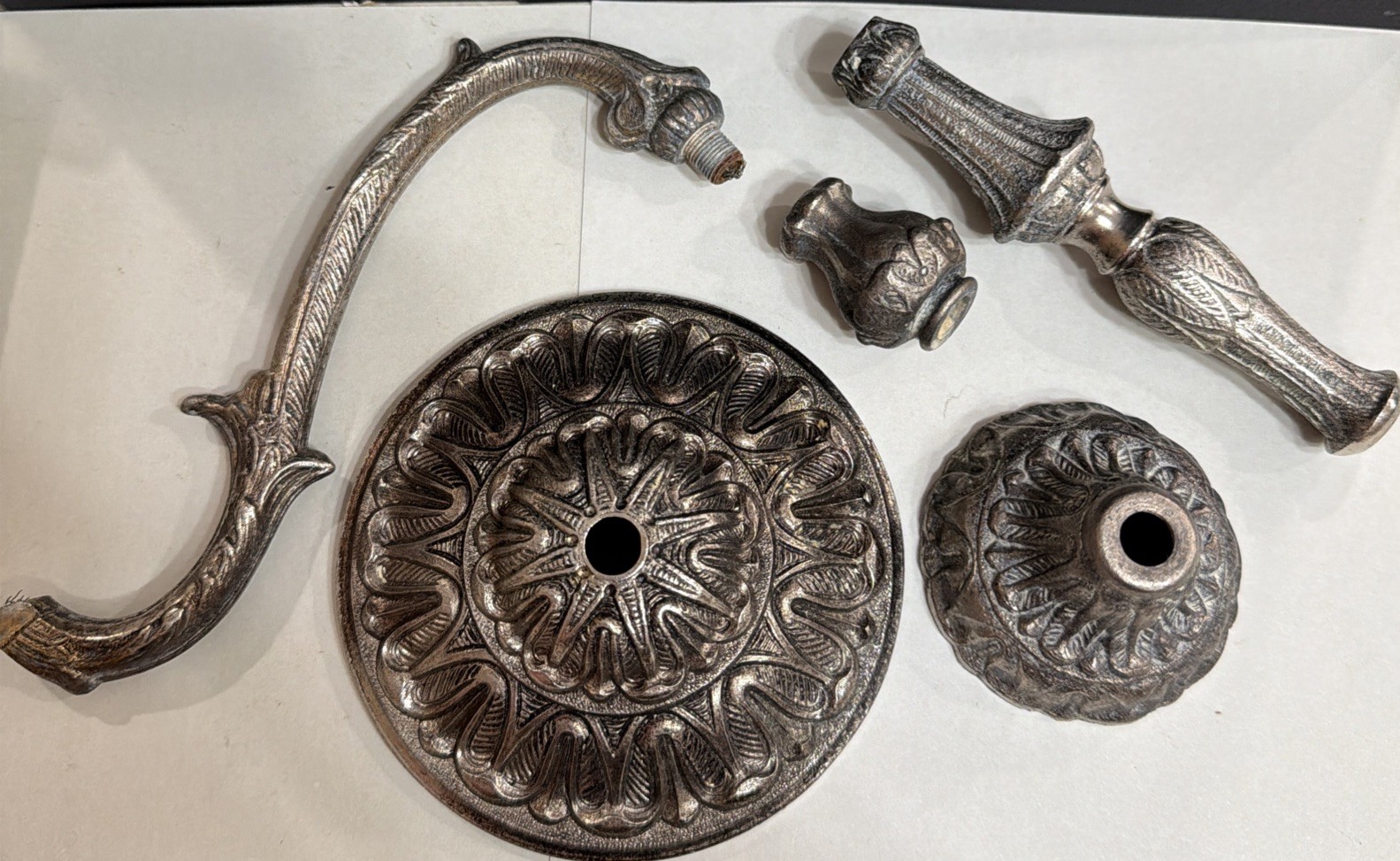 Vtg Spanish Baroque Style Acanthus Leaf Motif Chandelier Restoration Parts