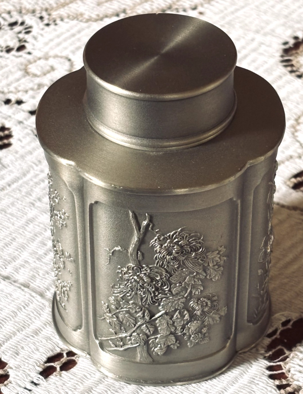 Exquisite Royal Selangor Pewter Tea Caddy  