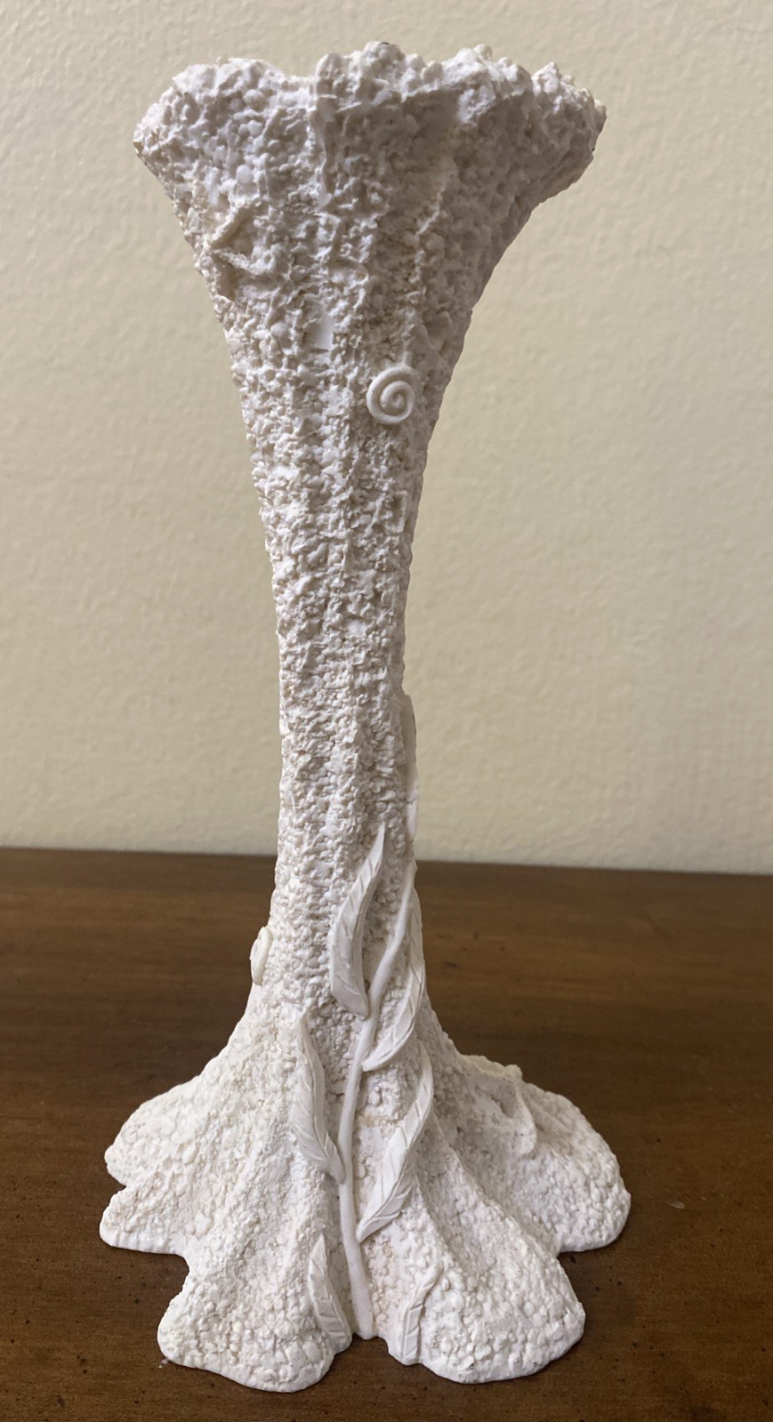 1996 FIGI Graphics VNG White Coral 8 Inch Tall 4 Inch Wide Candlestick Holder 1996 FIGI Graphics VNG White Coral 8 Inch Tall 4 Inch Wide Candlestick Holder