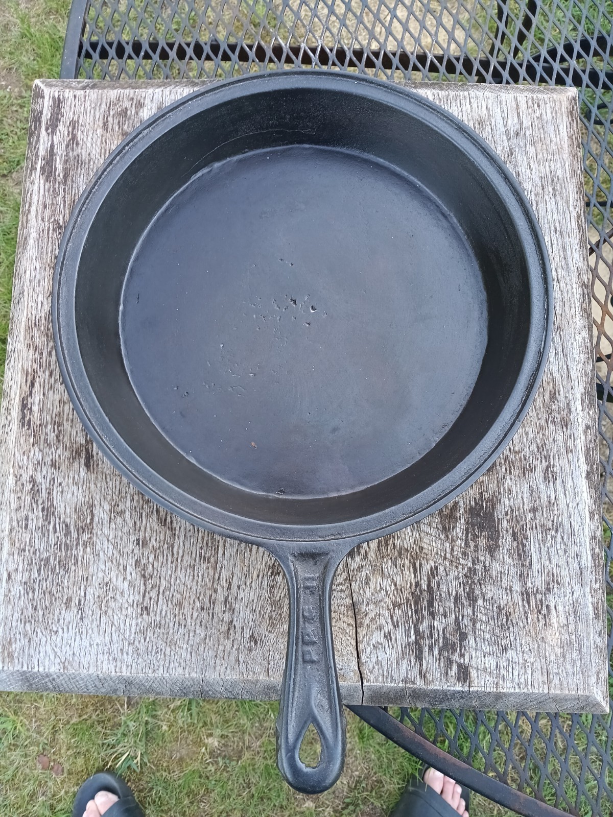 Antique P.P.S No. 11 Cast Iron Skillet Gate Mark