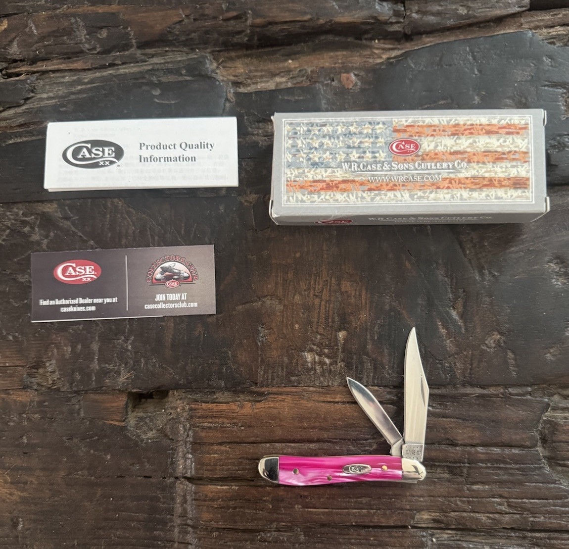 Case Pink Pearl Kirinite Smooth Peanut Knife 17864 NIB Discontinued Case Pink Pearl Kirinite Smooth Peanut Knife 17864 NIB Discontinued