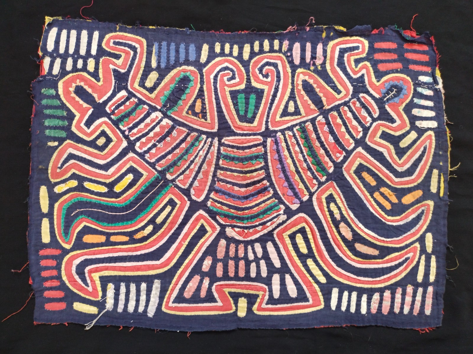 vintage gorgeous kuna mola panama needlework appliques sewn textile item1282