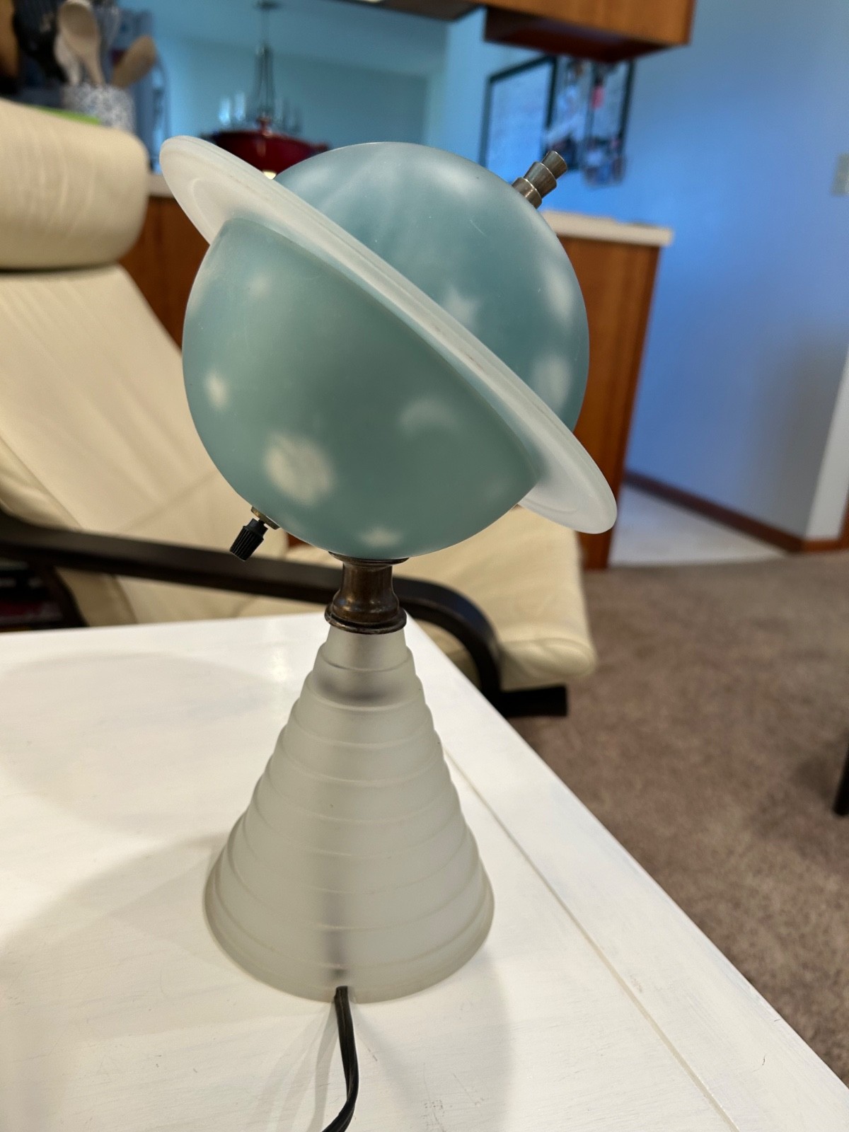 Vintage Art Deco 1939 Worlds Fair Frosted White Glass Saturn Lamp WORKING
