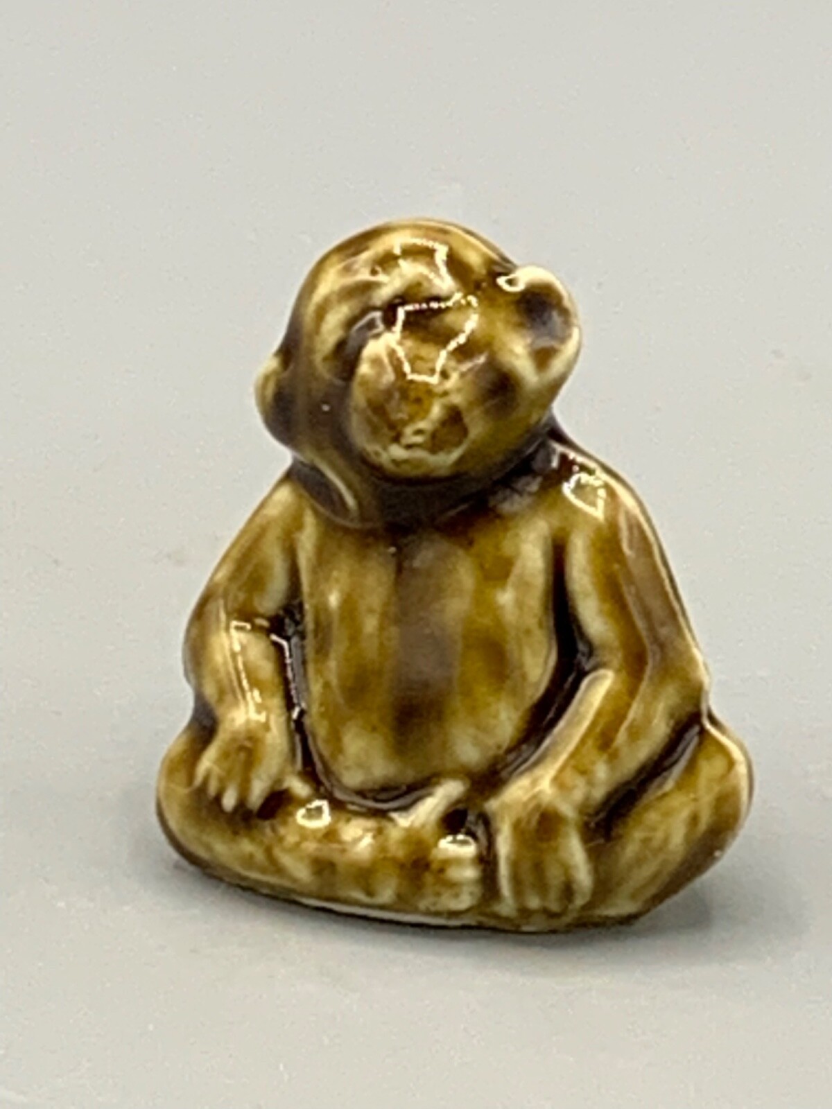 Wade England Ceramic Animal Figurine Brown SITTING MONKEY GORILLA Wade England Ceramic Animal Figurine Brown SITTING MONKEY GORILLA