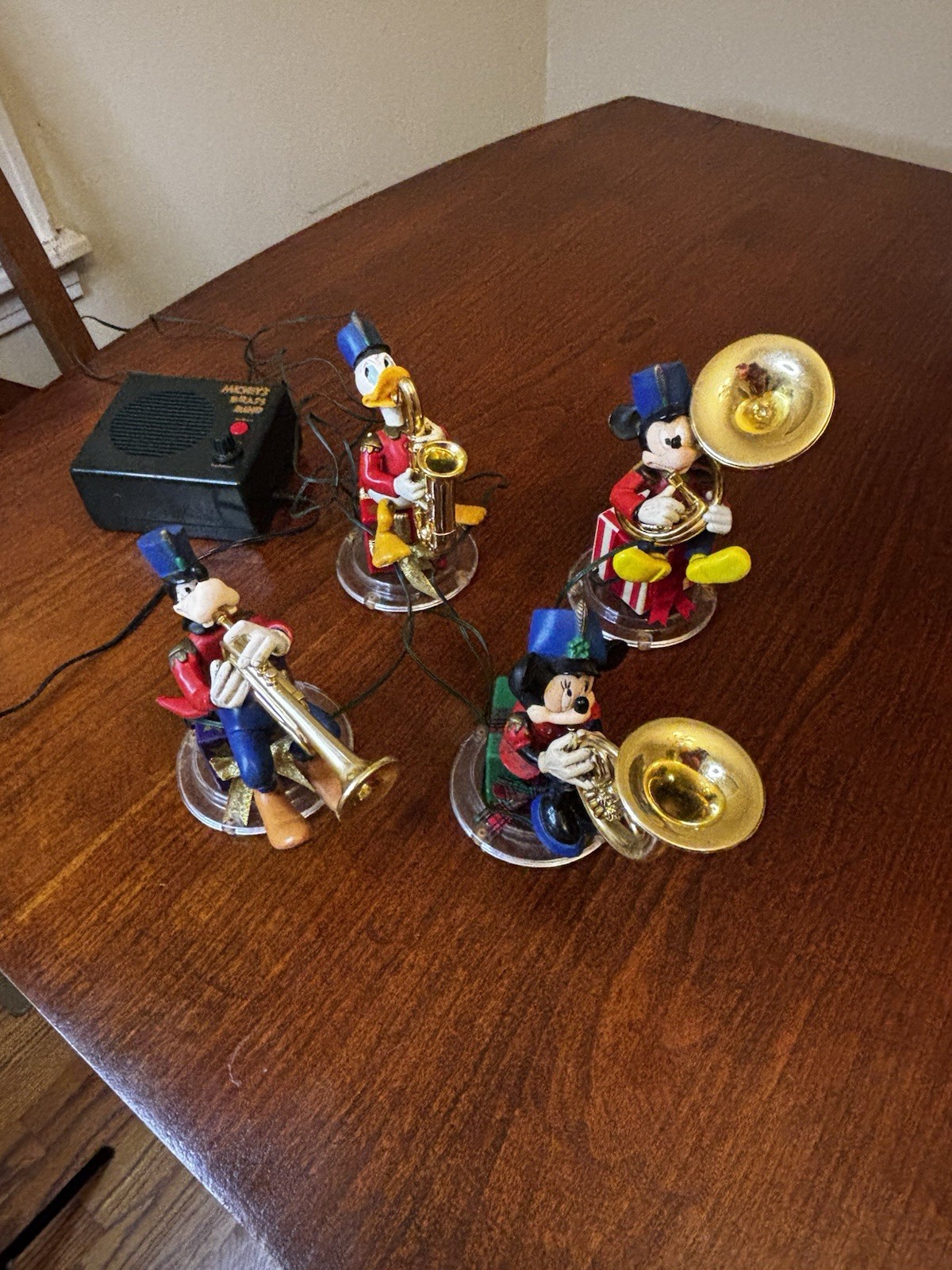 VTG Mr. Christmas Disney Mickey’s Brass Band Mickey Mouse, Minnie, Donald, Goofy