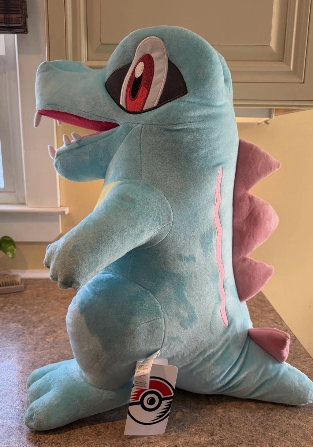 Pokemon Center Original Totodile Life-size Plush Pokémon LEGENDS New SHIP FREE