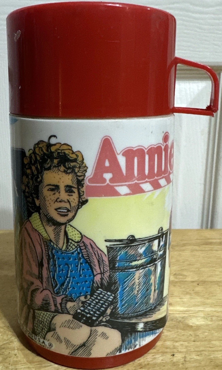 1981 Annie Aladdin Plastic Thermos