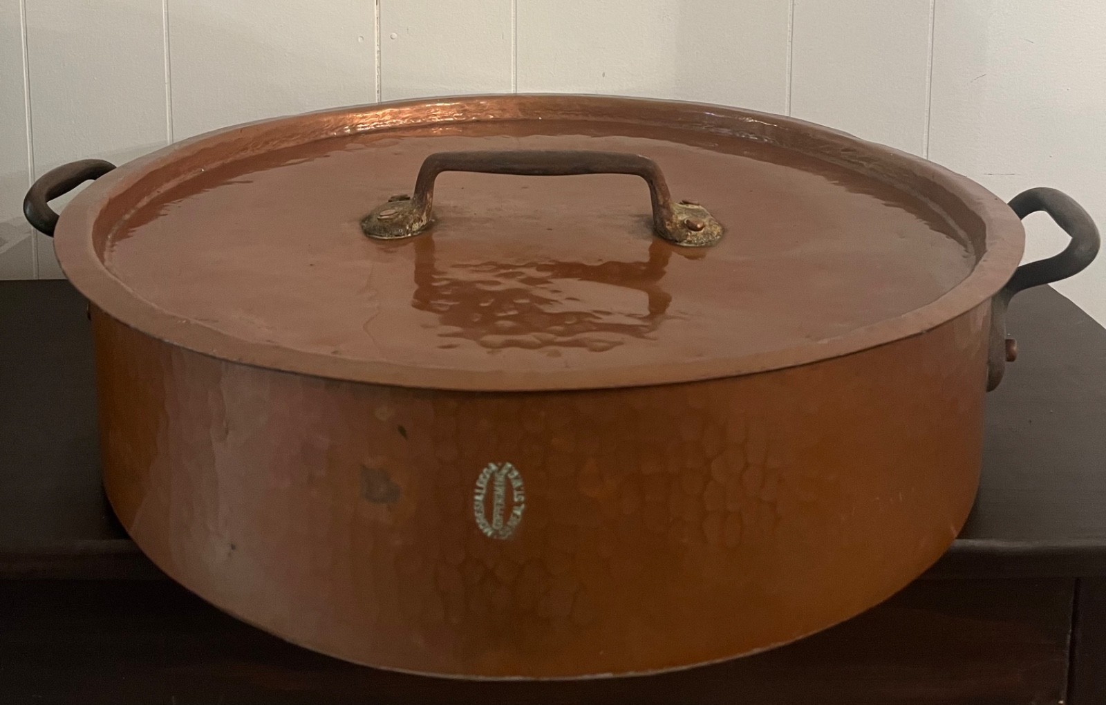 Moresi and Lucca Coppermiths large pot with lid