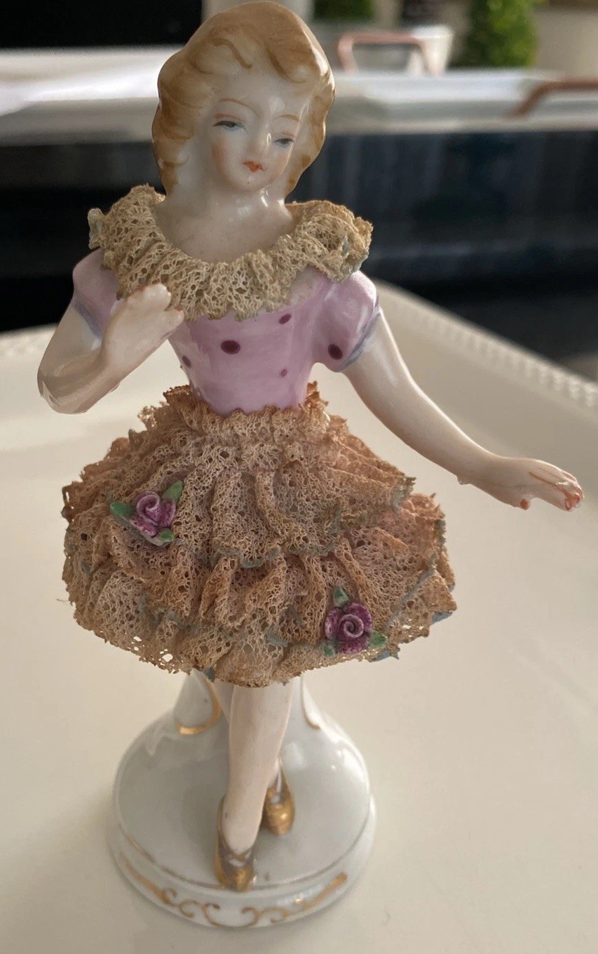 Vintage Dresden-Style Porcelain Lady Figurine Ballerina  Ivory  Lace Dress 5”