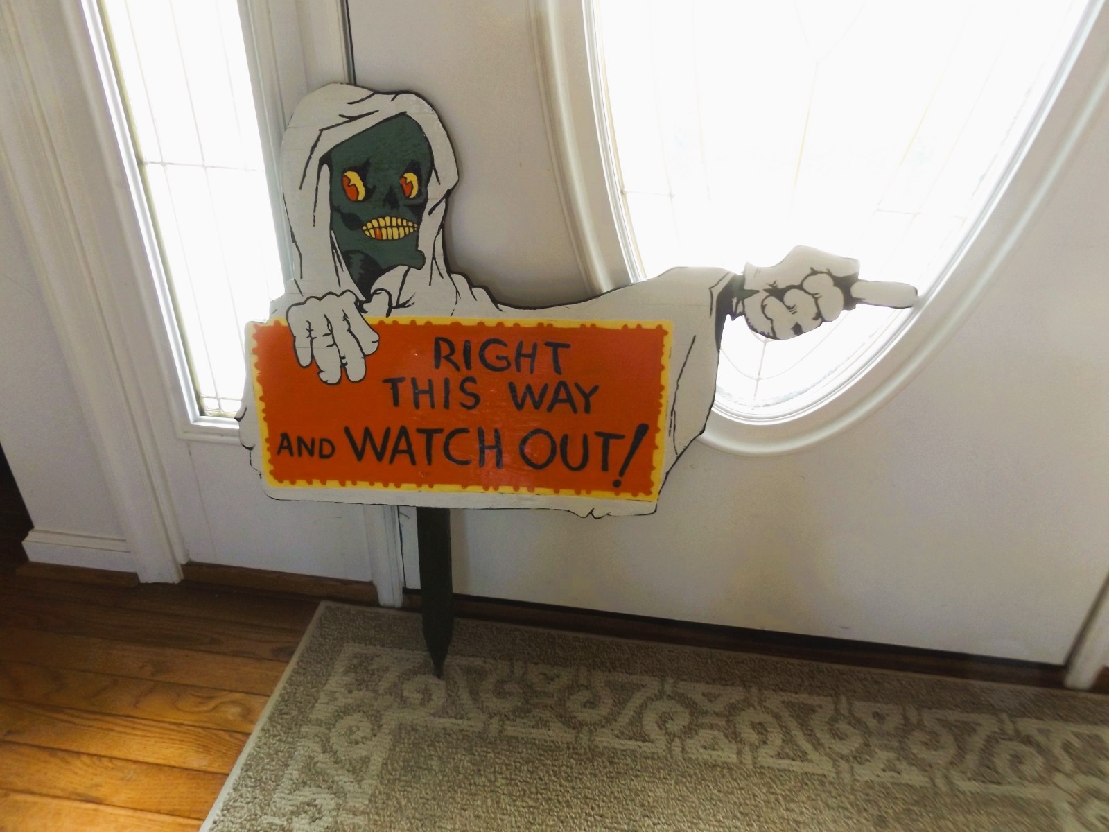 VINTAGE HALLOWEEN OOAK ARTIST MADE WOOD SIGN PARTY DECORATION MUST SEE  #1