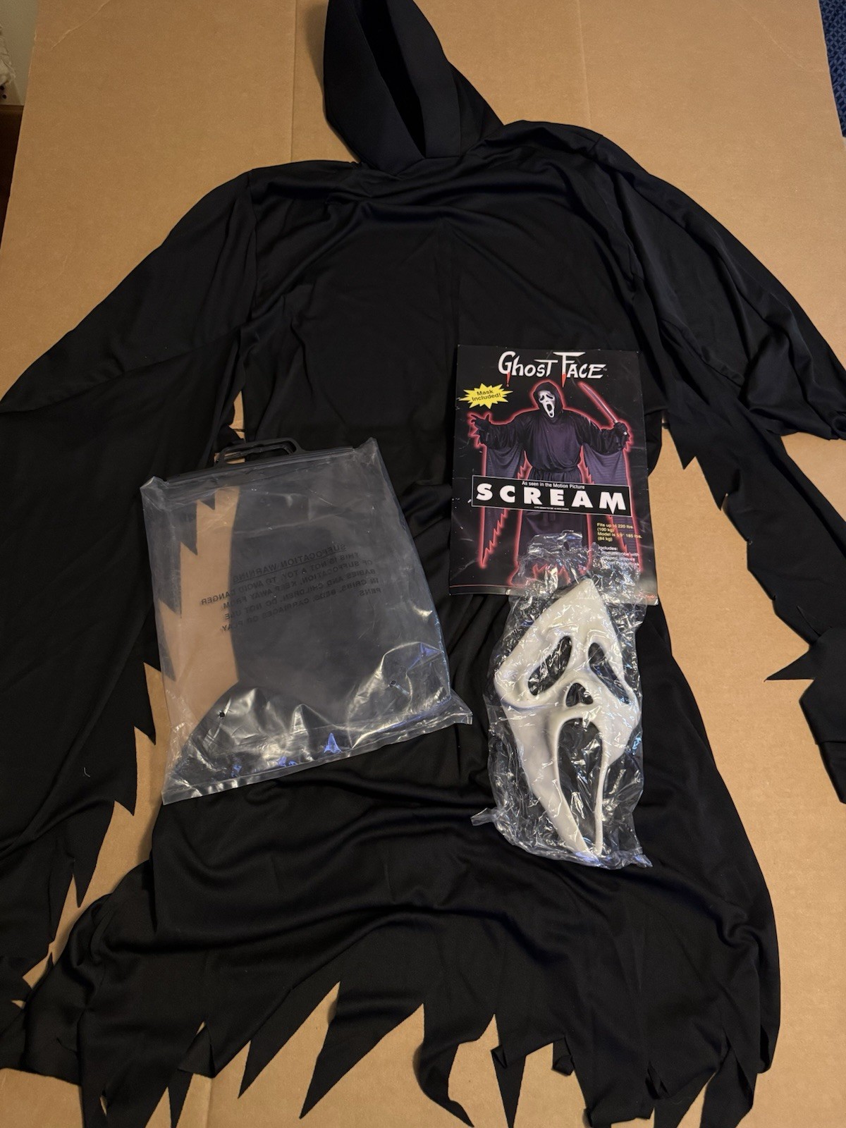 Vintage 1997 Fun World Scream Ghost Face Costume Easter Unlimited Inc Mask 88490