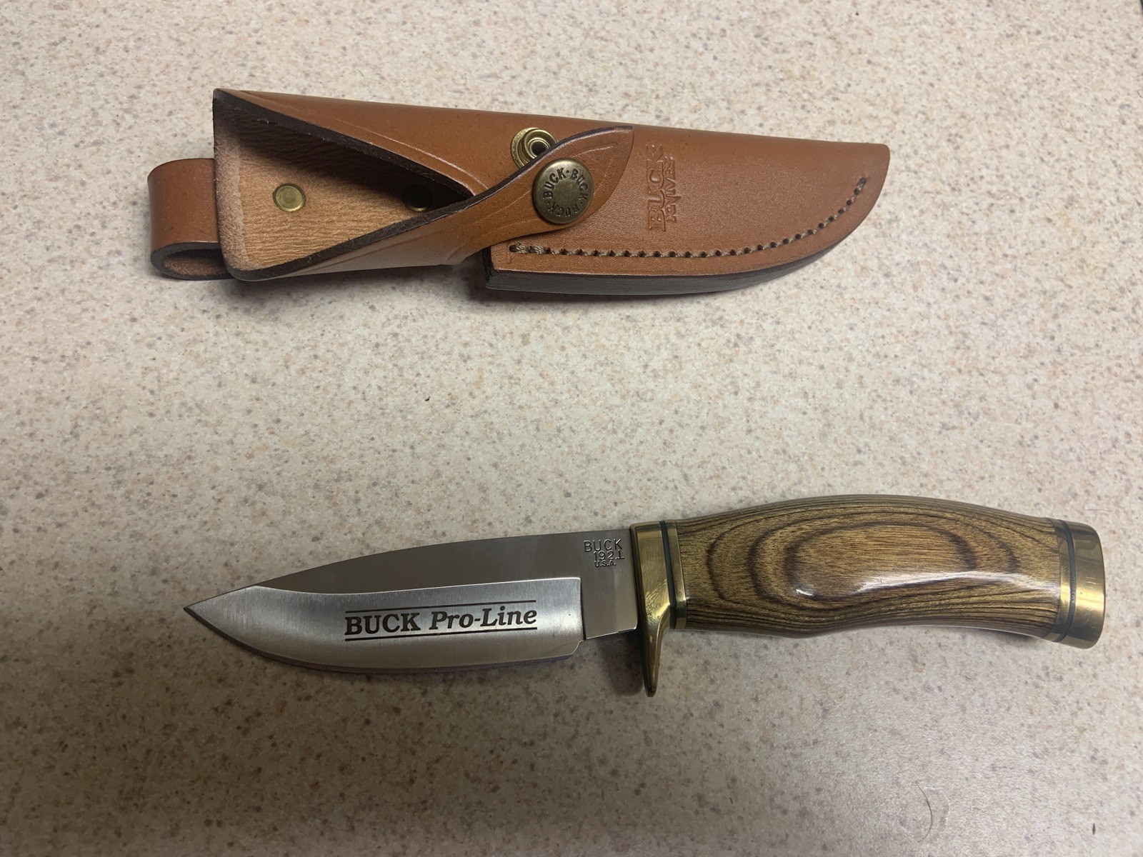 Vintage 2004 Buck 192 Vanguard Pro-Line Fixed Blade USA Knife(Total length 8.50)