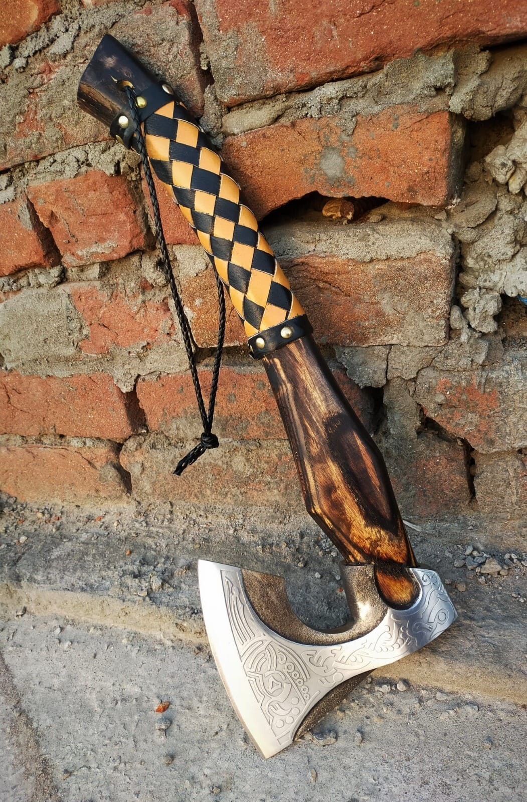 Handmade Etched High Carbon Steel Blade Viking Axe - Exceptional Craftsmanship