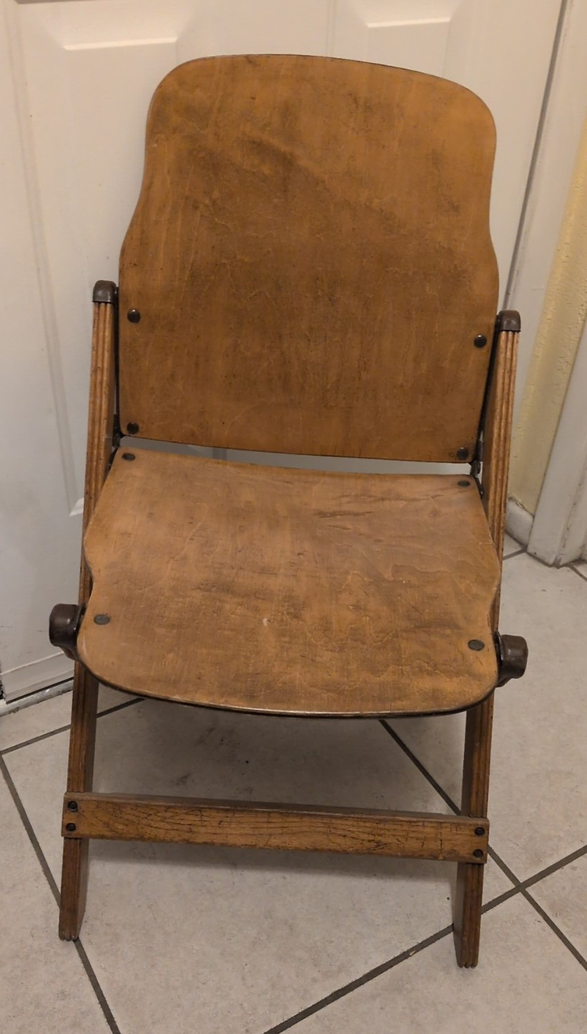 1940s US Army Wooden Folding Chair Militaria WWII 1940s US Army Wooden Folding Chair Militaria WWII