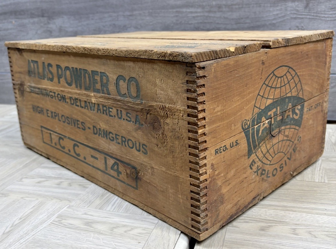 Antique Atlas Powder Co Wooden Dynamite Crate High Explosives Box Wilmington DE