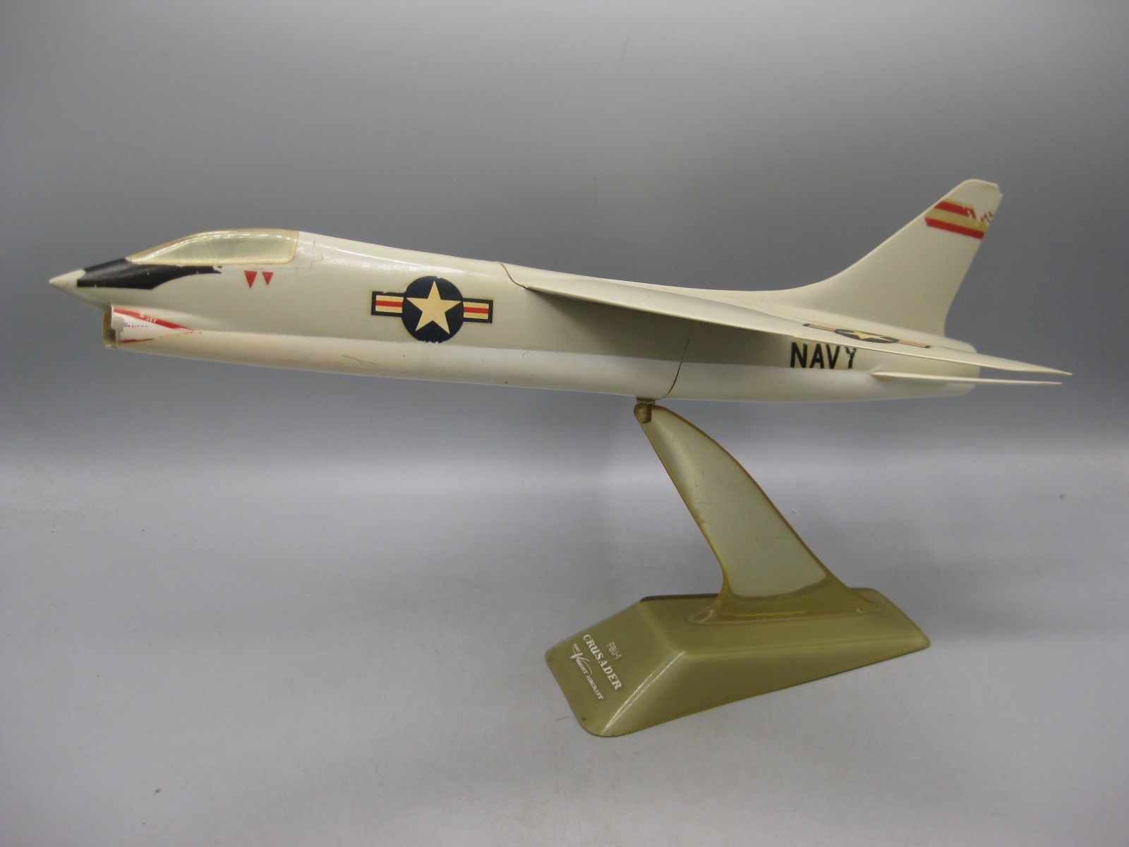 Vtg 50\'s Topping USAF Vought F8U-A F-8 Crusader Airplane Desktop Display Model Vtg 50\'s Topping USAF Vought F8U-A F-8 Crusader Airplane Desktop Display Model