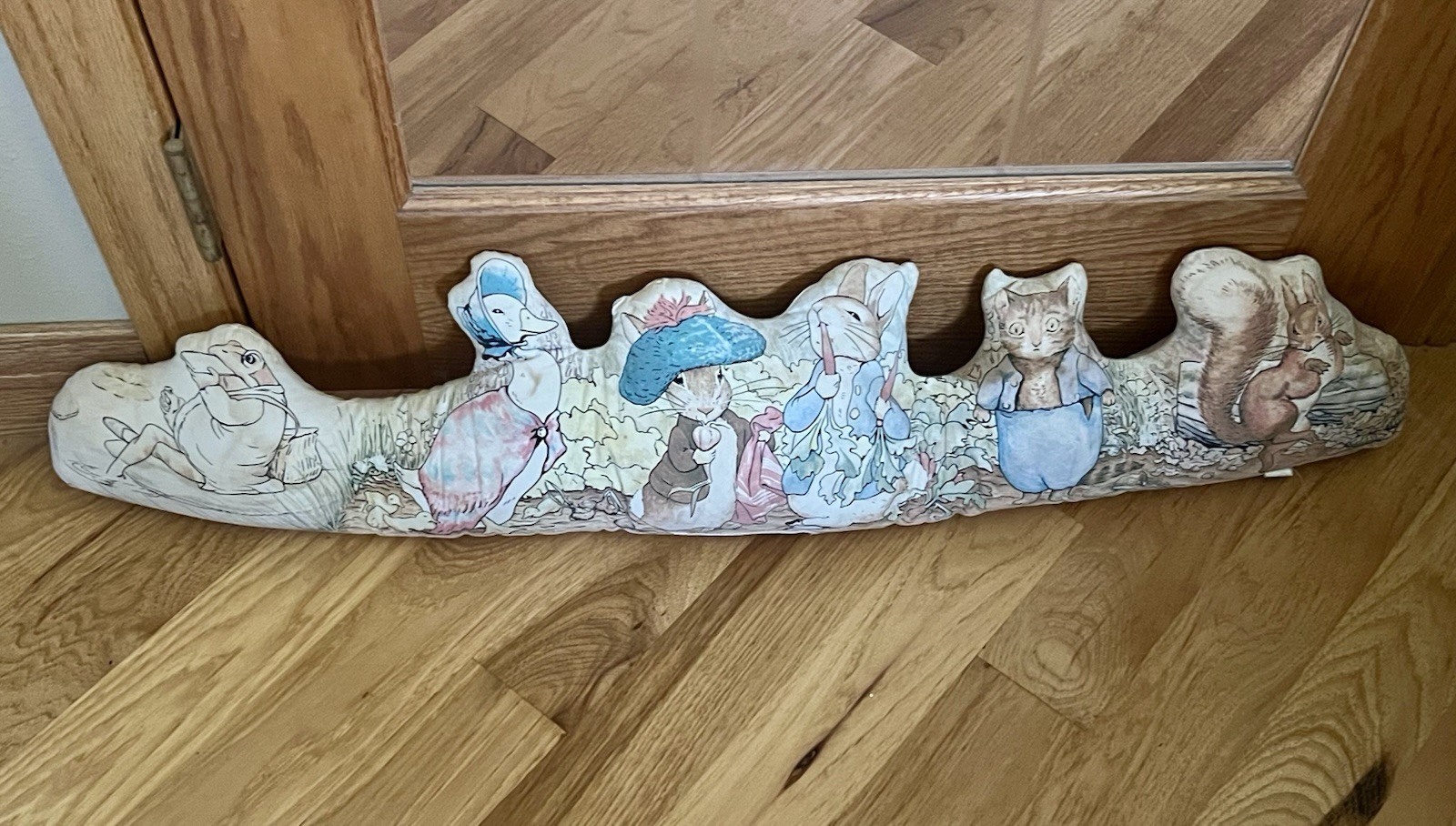 Vintage Frederick & Warner Peter Rabbit Door Stopper Excellent Condition Vintage Frederick & Warner Peter Rabbit Door Stopper Excellent Condition