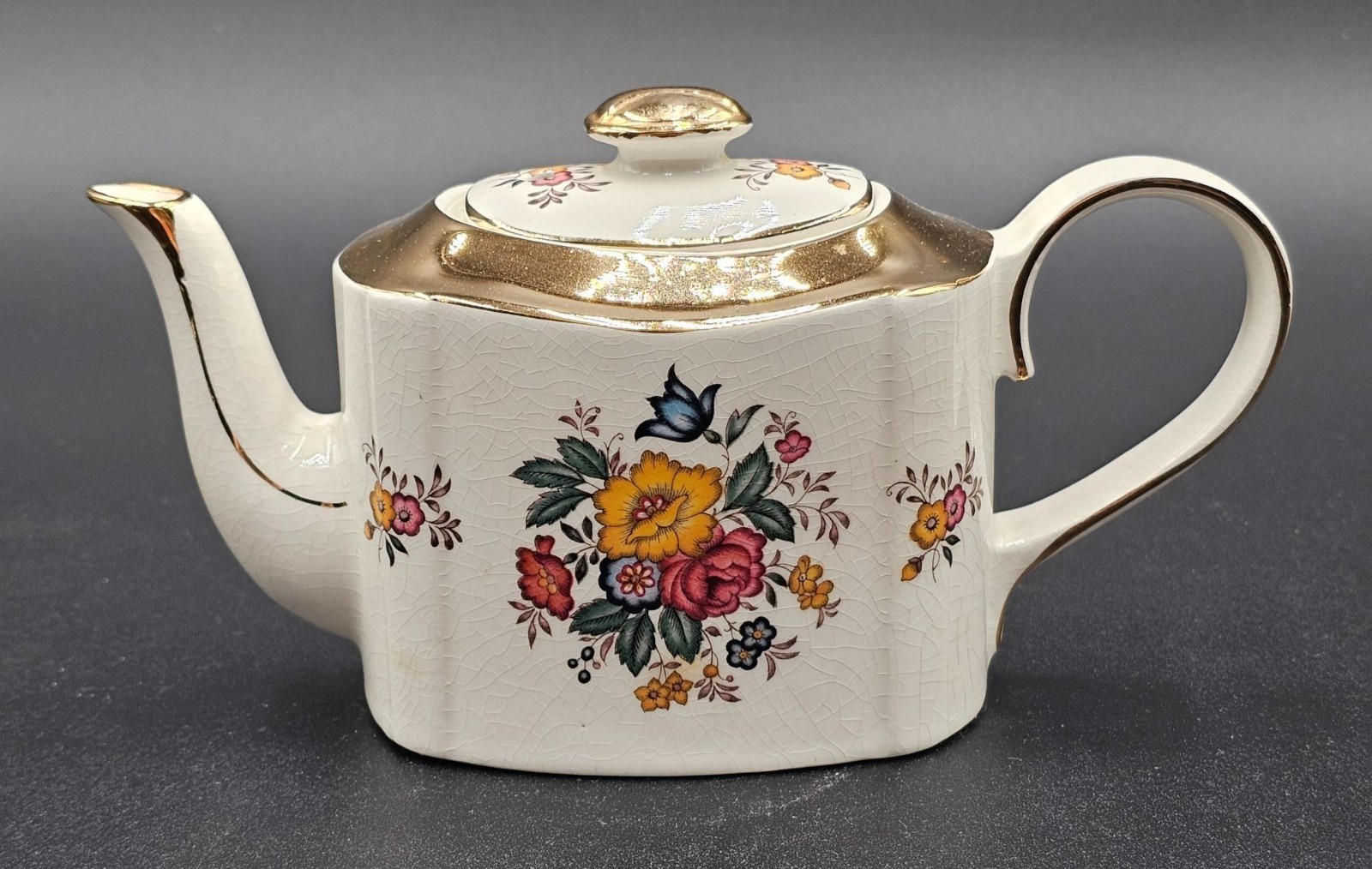 VTG Arthur Wood Haddon 1930s Ceramic Teapot W/Gold Accents Floral Design England