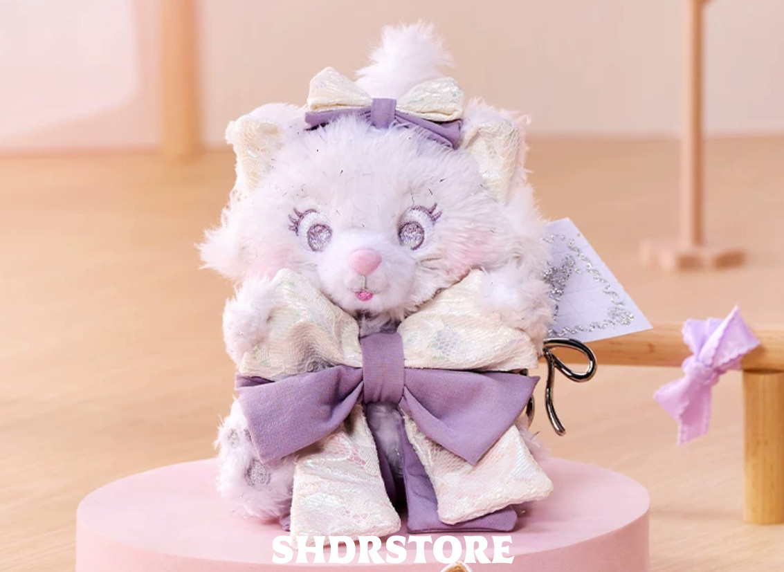Disney store authentic 2026 marie cat small plush keychain disneyland