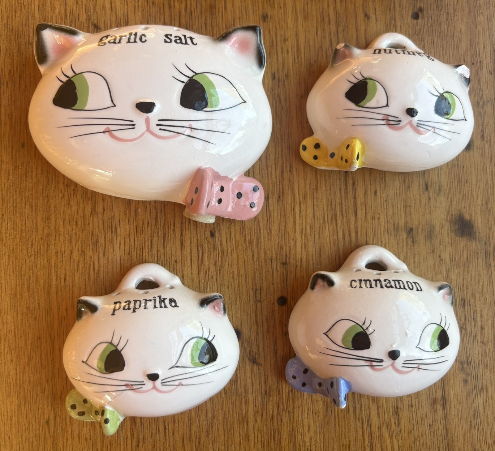 Set 4 Vintage Holt Howard Cozy Kitten Hanging Spices Shakers 1958 Japan 