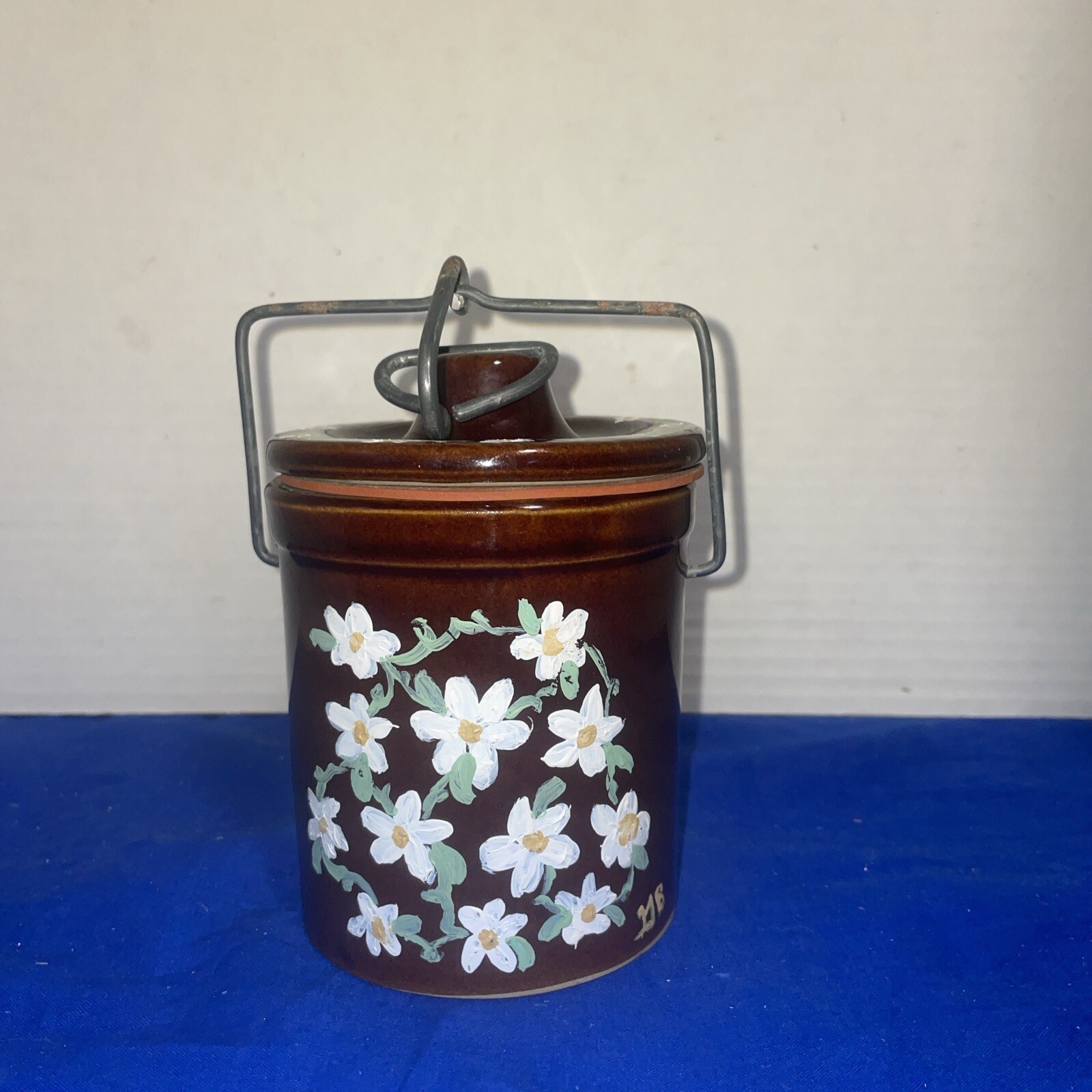 VTG Brown Glazed Stoneware Cheese/Butter Crock Jar w/ Locking Wire Bail Lid VTG Brown Glazed Stoneware Cheese/Butter Crock Jar w/ Locking Wire Bail Lid