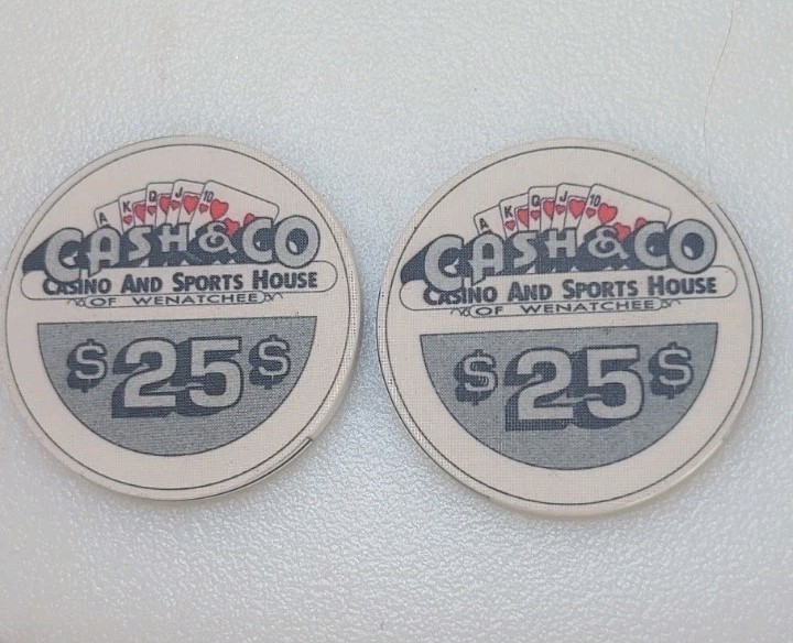 2 Cash & Co Casino $ 25 Chip Card Room Wenatchee Washington 1992-1997