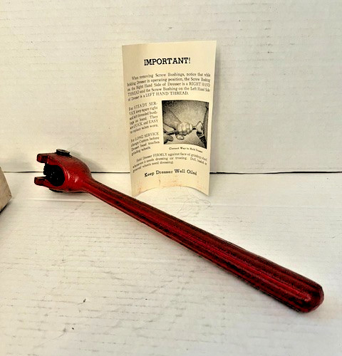 Vintage SEARS Grinding Wheel Dresser Size #0 Red 6492 - Very Good Vintage SEARS Grinding Wheel Dresser Size #0 Red 6492 - Very Good