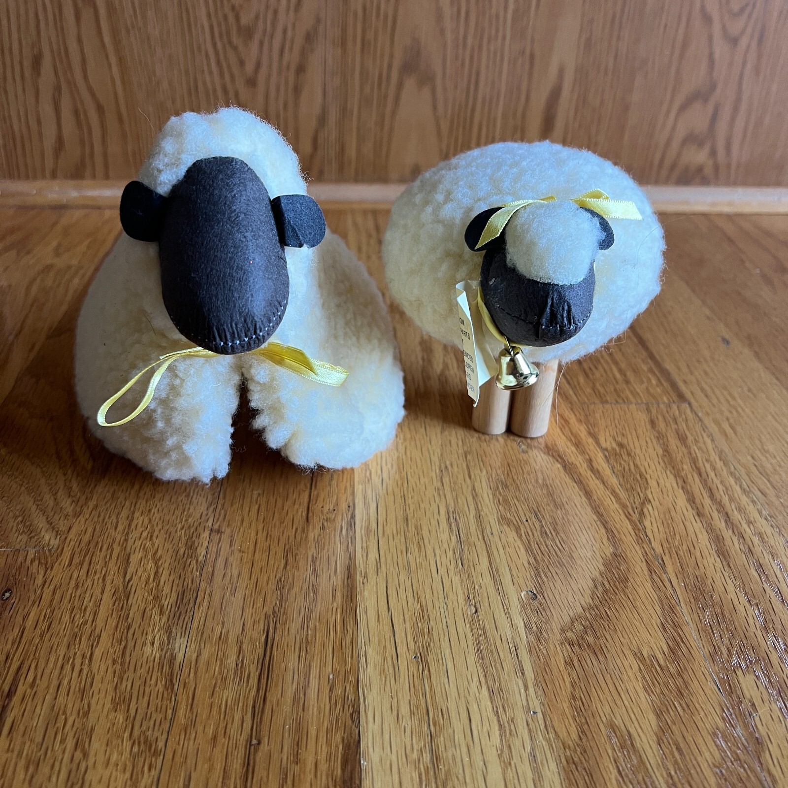 2 Vintage 1983 Dept. 56 Sheep Plush Lot Wood Legs no legs Fall Decor