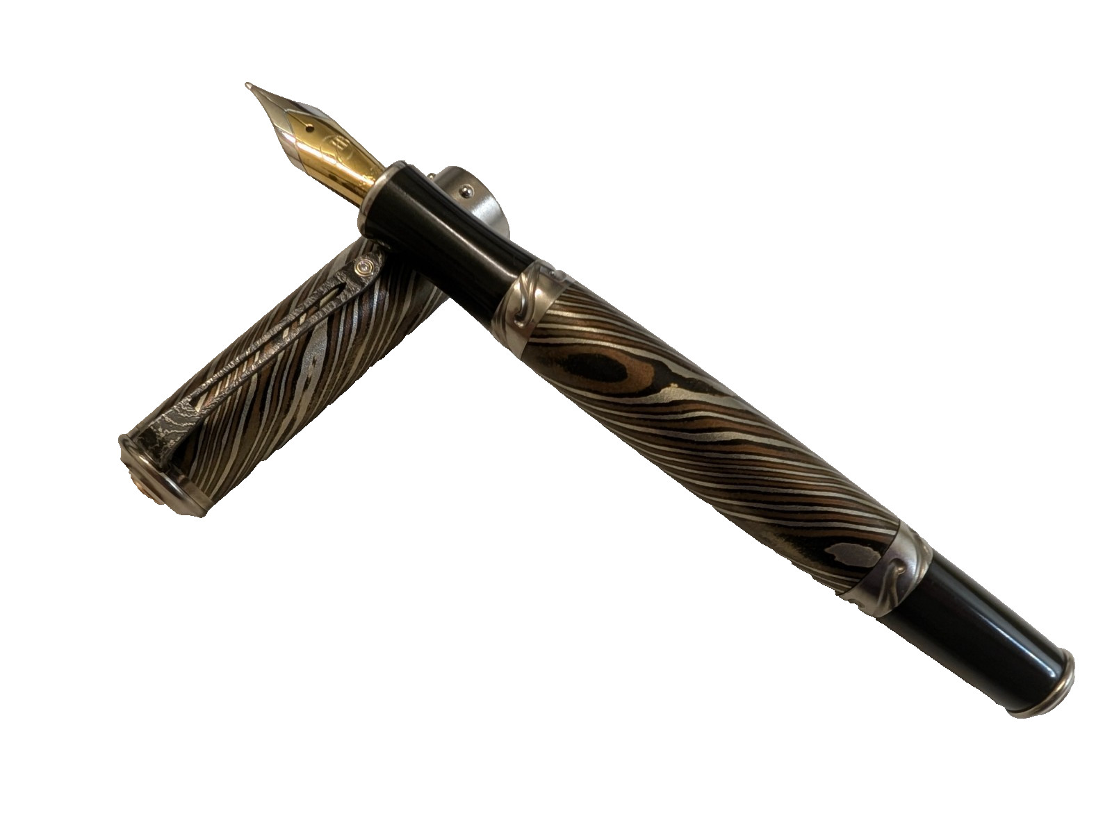 William Henry F8-1 Cabernet Fountain Pen Mokume Gane 18K Nib Limited Edition