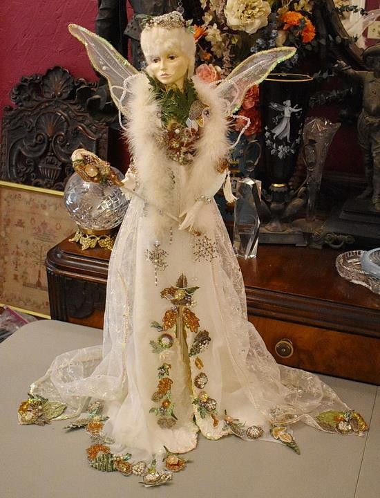 BREATHTAKING AND RARE NOS KATHERINE\'S COLLECTION AT SILVER LAKE FAIRY ICE QUEEN