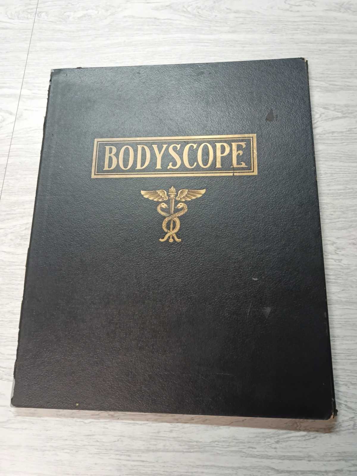 Antique BODYSCOPE Medical Anatomy Book Illustrated 21\